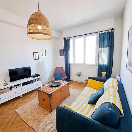 Le Charme - Centre Ville, Proche De La Et Du Marché