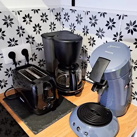 Le Charme - Centre Ville, Proche De La Et Du Marché Appartement Royan