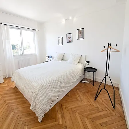 Le Charme - Centre Ville, Proche De La Et Du Marche Apartament