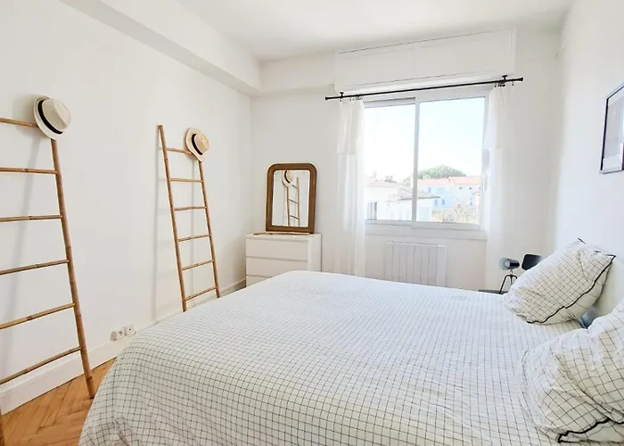 Le Charme - Centre Ville, Proche De La Et Du Marché Apartamento Royan